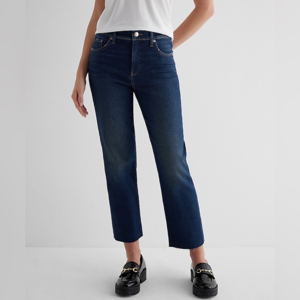 Express High waist dark wash raw hem straight leg ankle jeans size 6 EUC